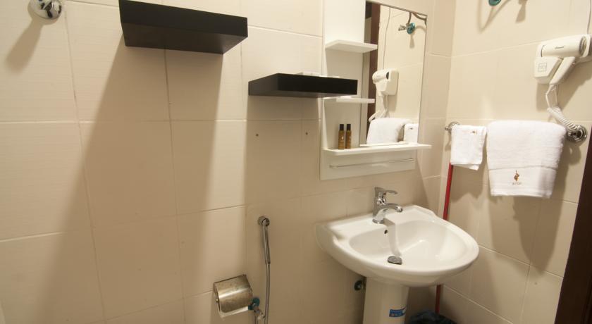 Terhal Hotel Suites Хаил Стая снимка