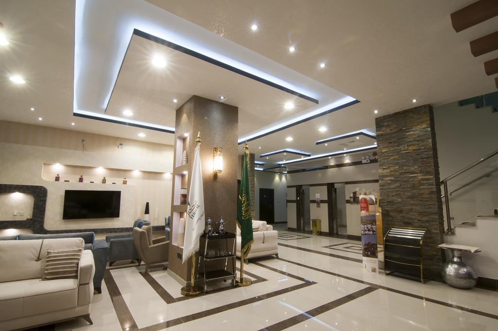 Terhal Hotel Suites Хаил Екстериор снимка