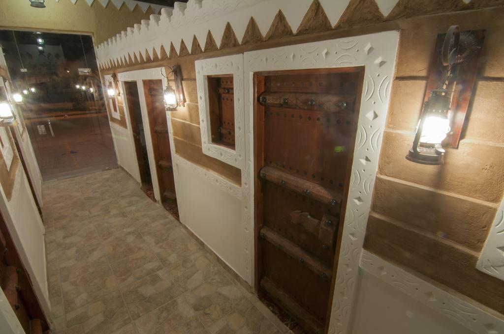 Terhal Hotel Suites Хаил Екстериор снимка