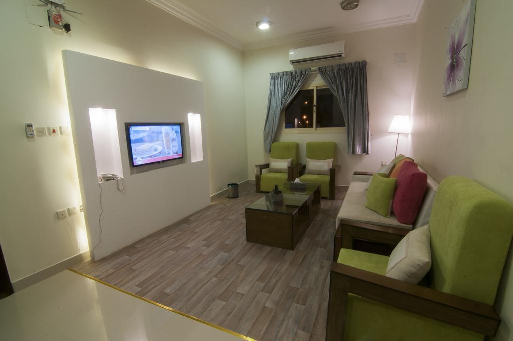 Terhal Hotel Suites Хаил Екстериор снимка