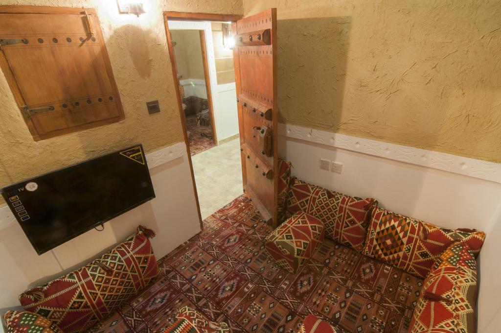 Terhal Hotel Suites Хаил Екстериор снимка