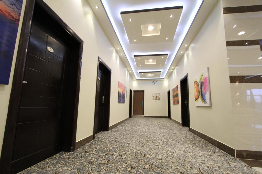 Terhal Hotel Suites Хаил Екстериор снимка