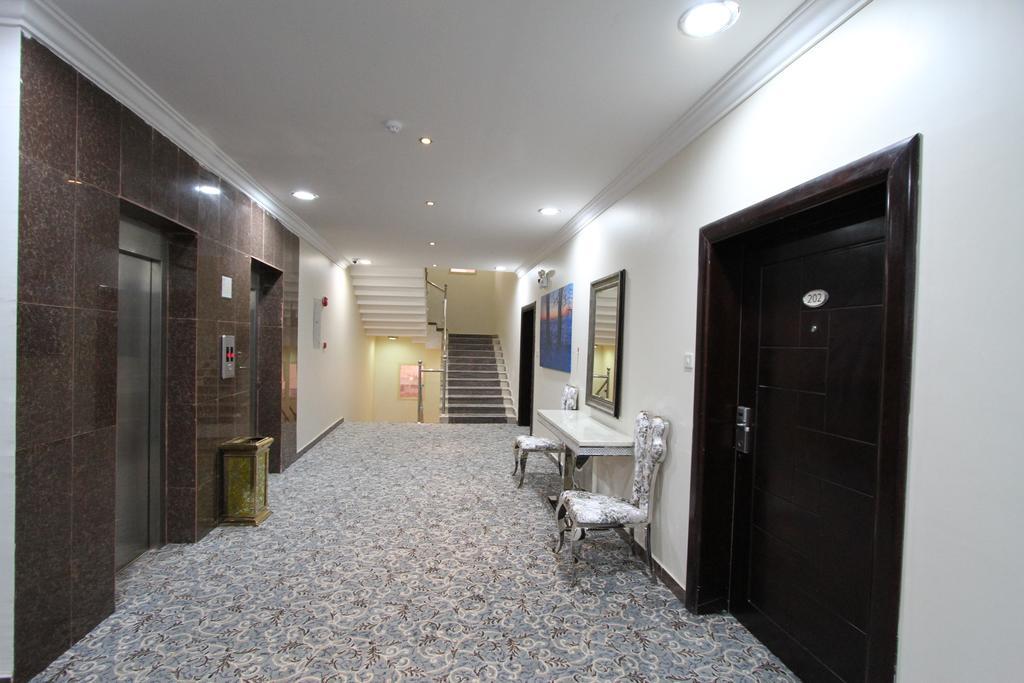 Terhal Hotel Suites Хаил Екстериор снимка